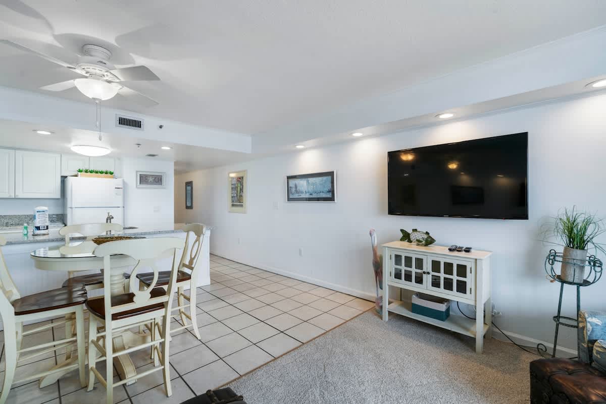 SunDestin Resort Unit 0708 | Photo 4