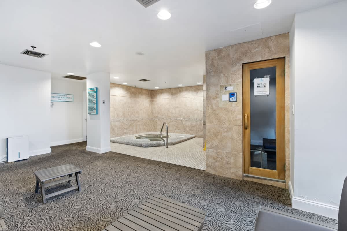 SunDestin Resort Unit 0915 | Photo 7