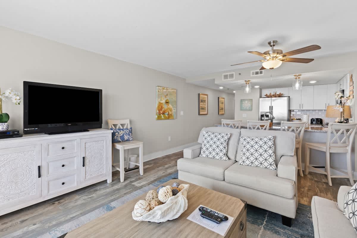 SunDestin Resort Unit 1007 4