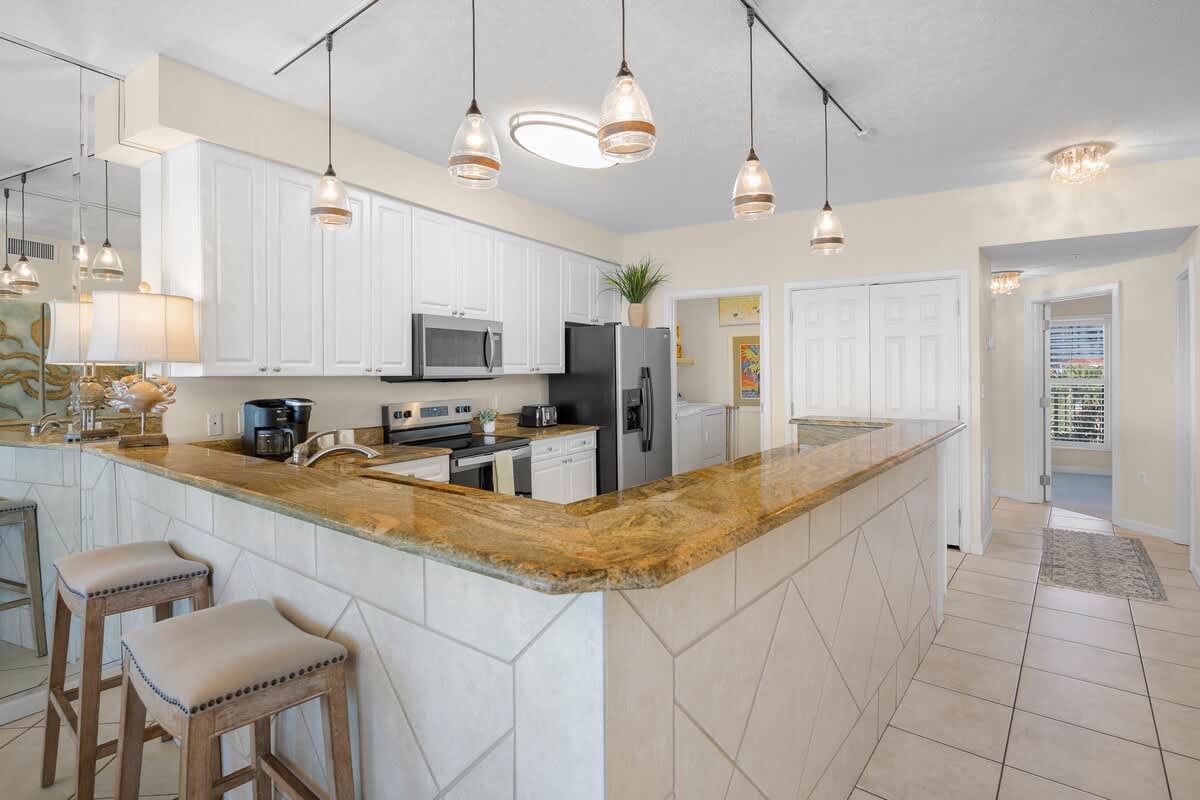 The Crescent 205 | Photo 5