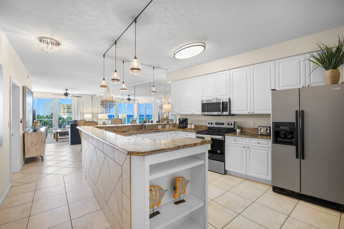 The Crescent 205 | Photo 6