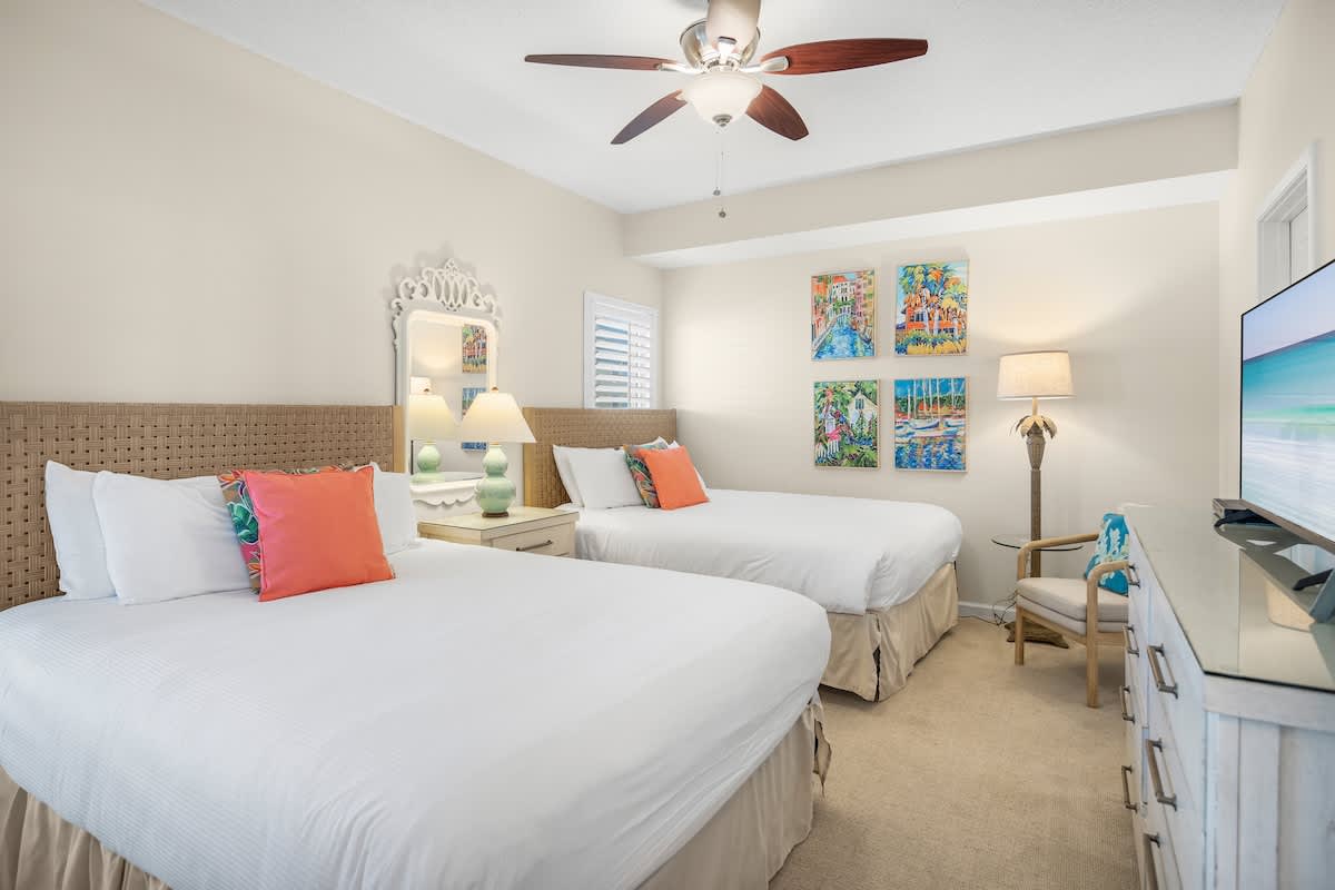 The Crescent 205 | Photo 14