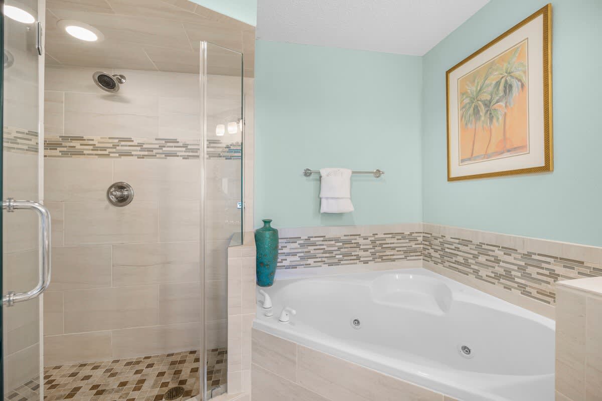 The Crescent 205 | Photo 13