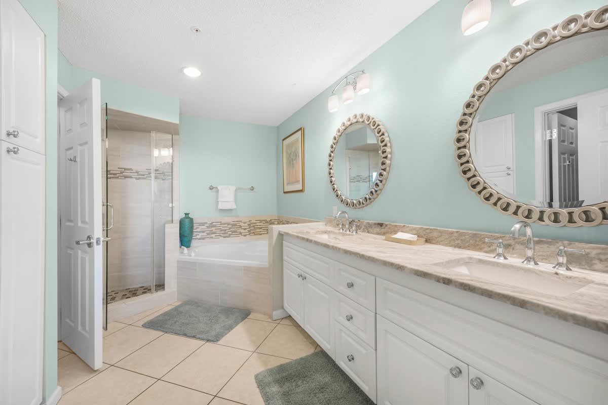 The Crescent 205 | Photo 12