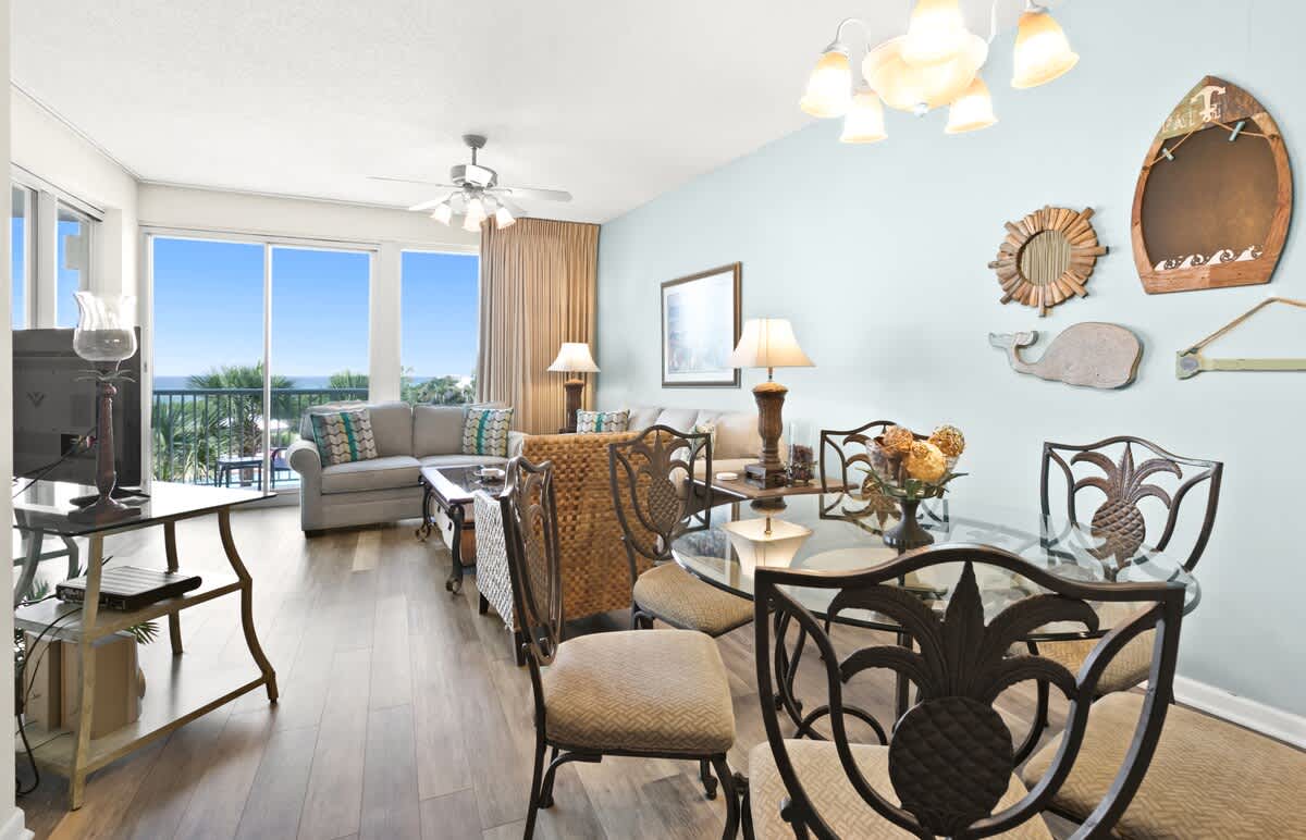 The Crescent 207 | Photo 6