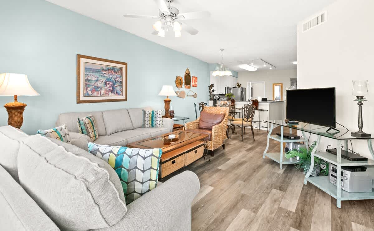 The Crescent 207 | Photo 4