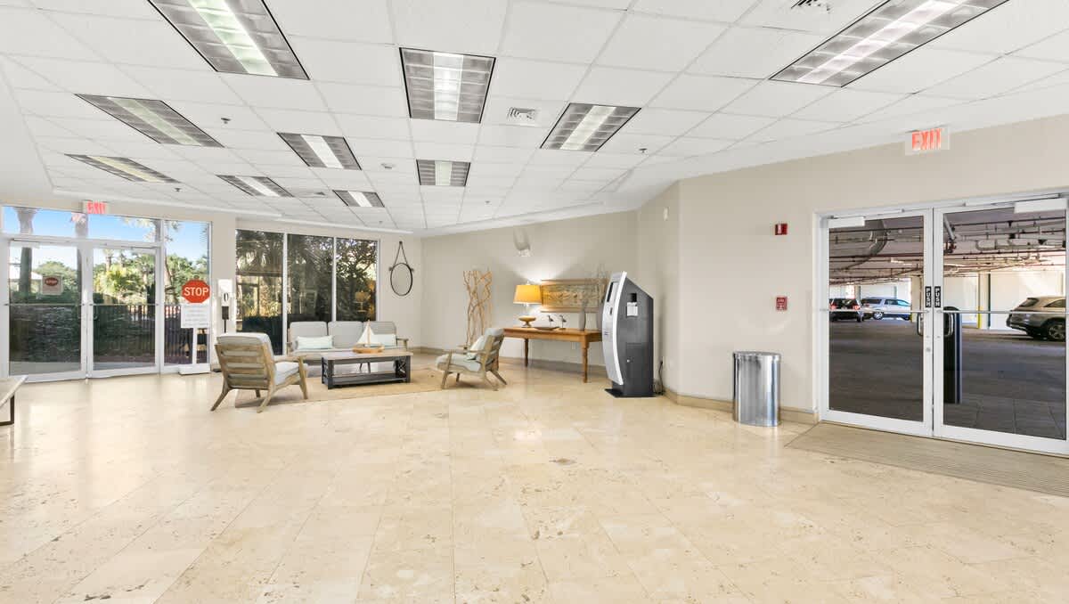 The Crescent 207 | Photo 46