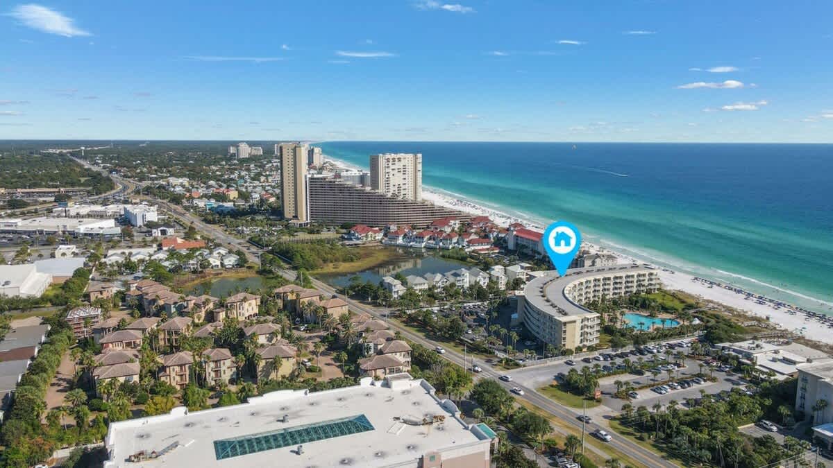 The Crescent 216 | Photo 35