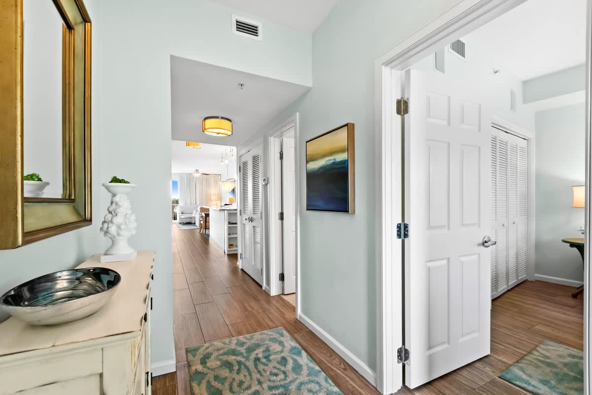 The Crescent 216 | Photo 11