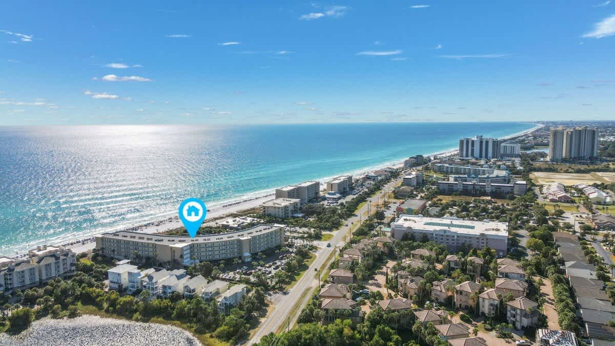 The Crescent 216 | Photo 36