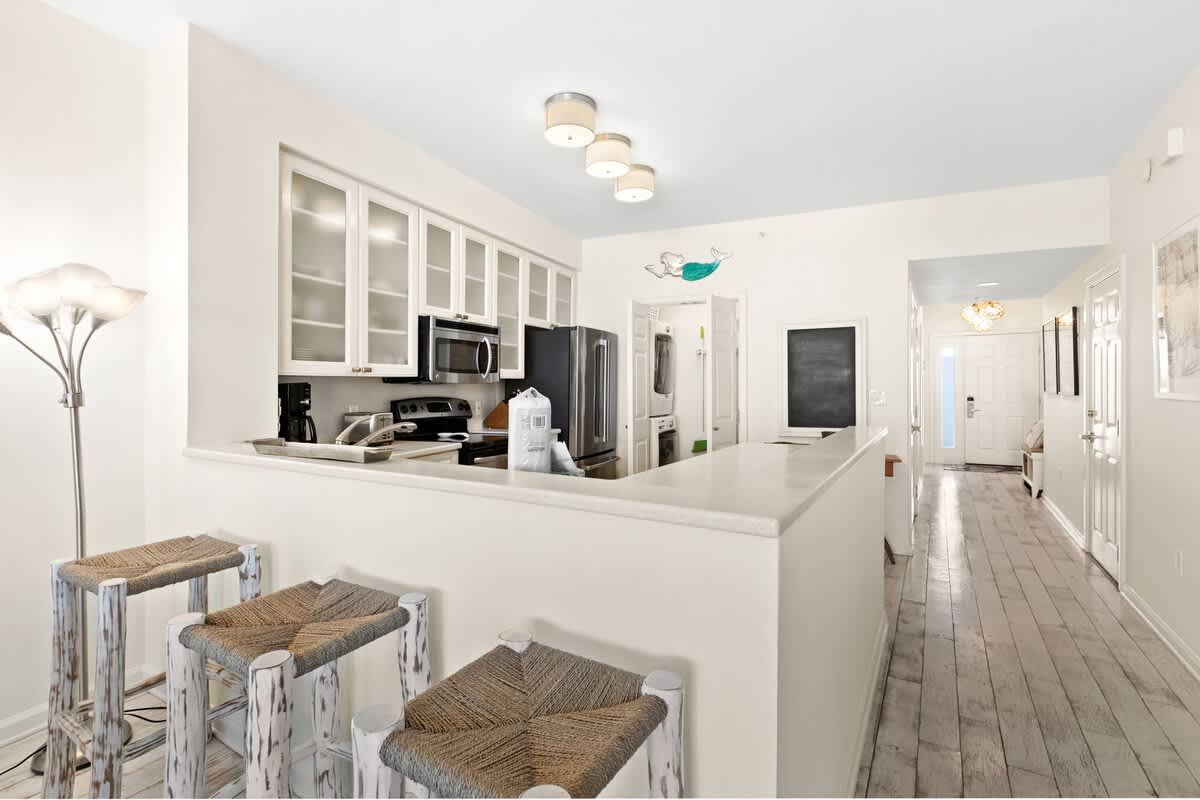 The Crescent 309 | Photo 8