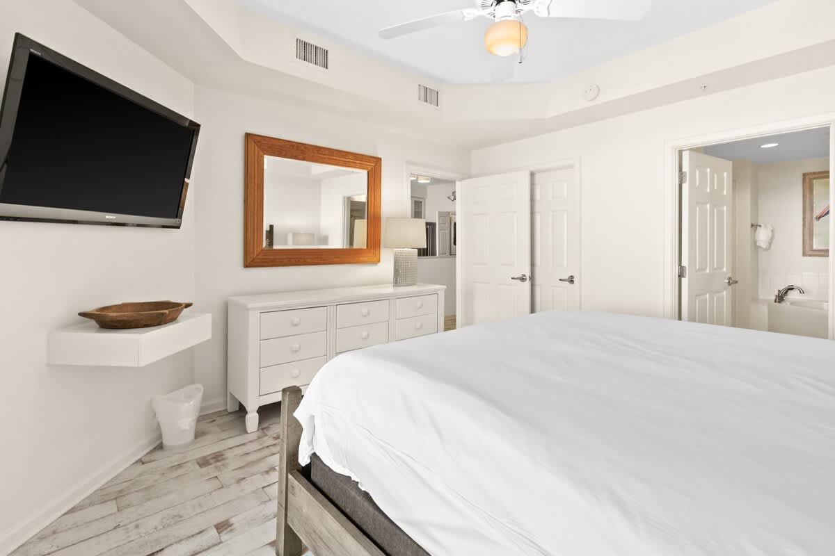 The Crescent 309 | Photo 13