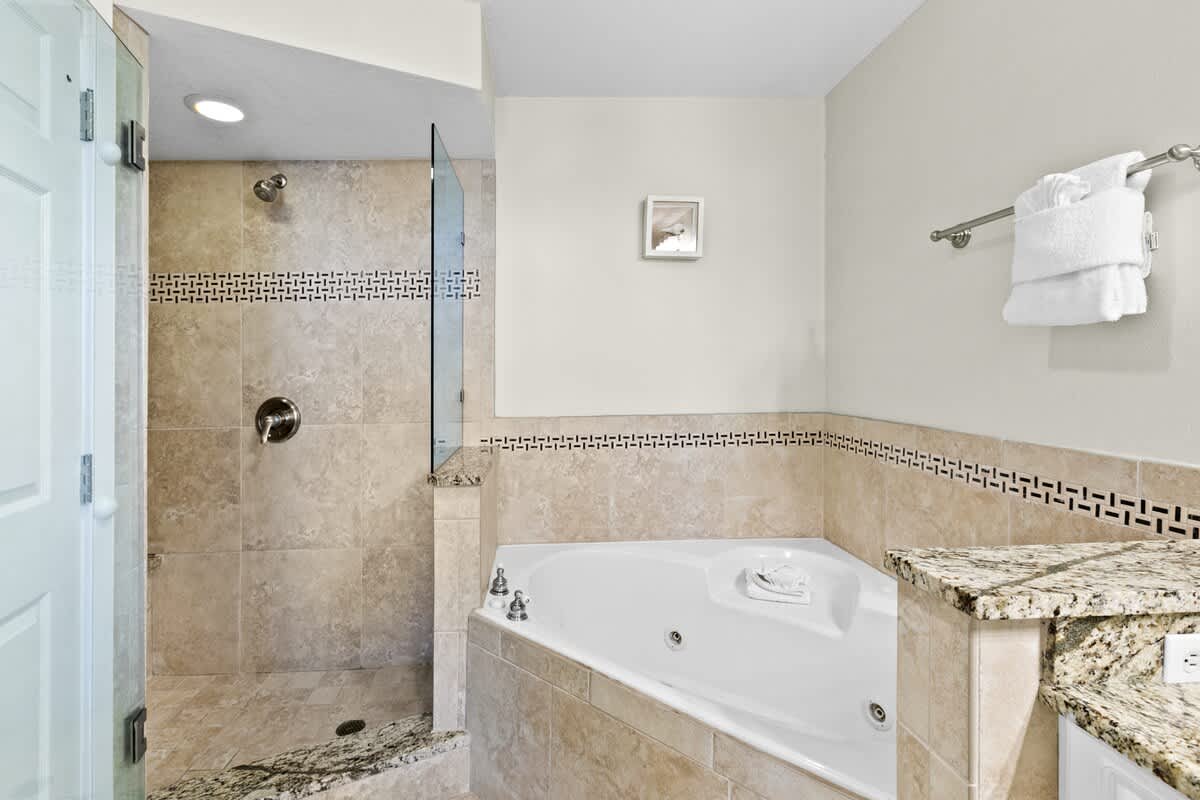 The Crescent 313 | Photo 16