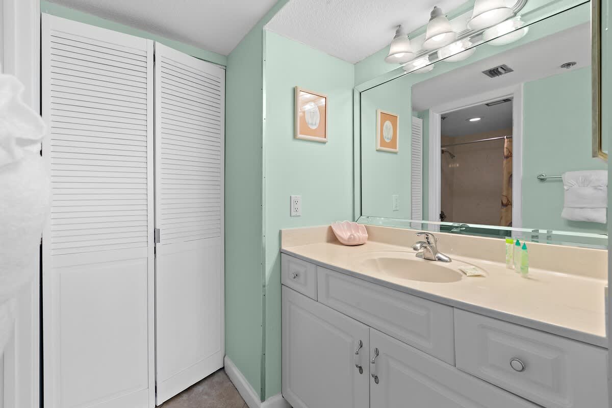 SunDestin Resort Unit 1401 6