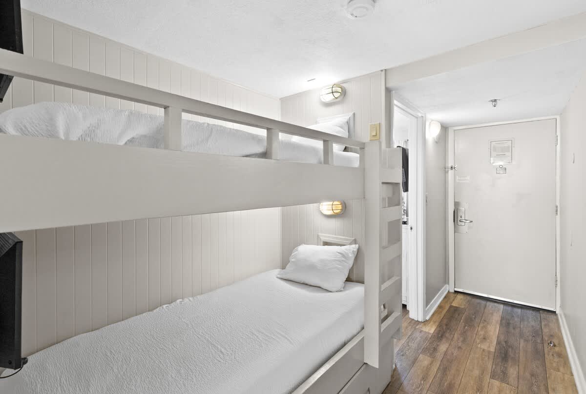 SunDestin Resort Unit 1402 | Photo 13