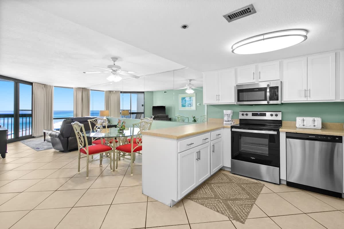 SunDestin Resort Unit 1414 2