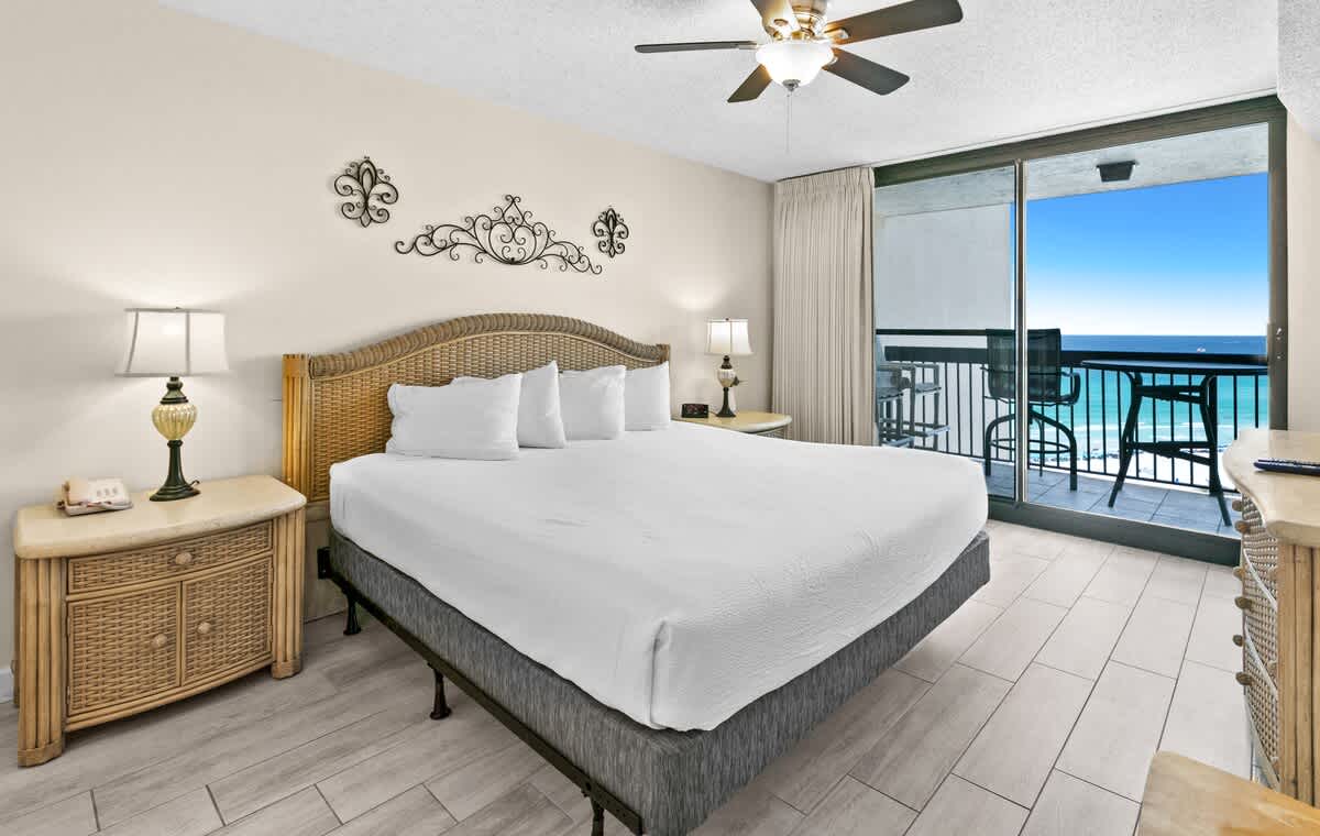 SunDestin Resort Unit 1416 4