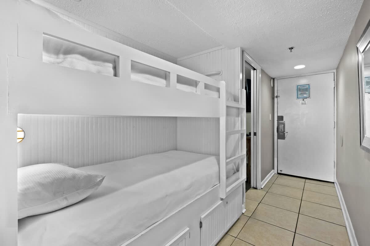 SunDestin Resort Unit 1510 4