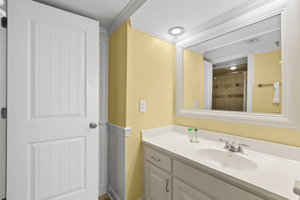 SunDestin Resort Unit 1601 | Photo 16