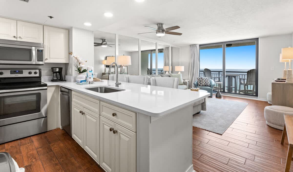 SunDestin Resort Unit 1603 | Photo 2