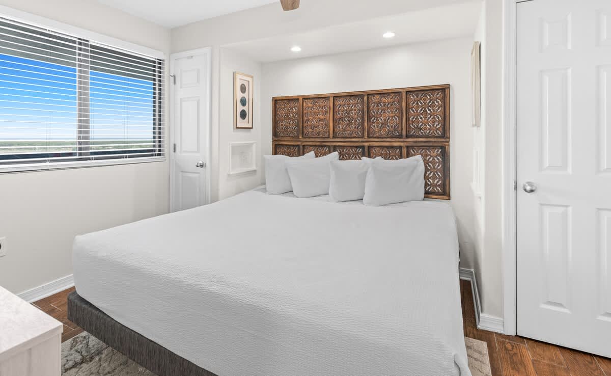 SunDestin Resort Unit 1603 | Photo 3