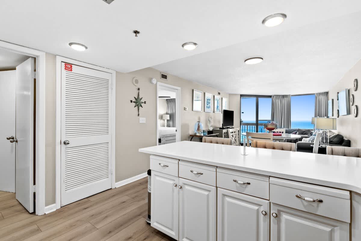 SunDestin Resort Unit 1616 11