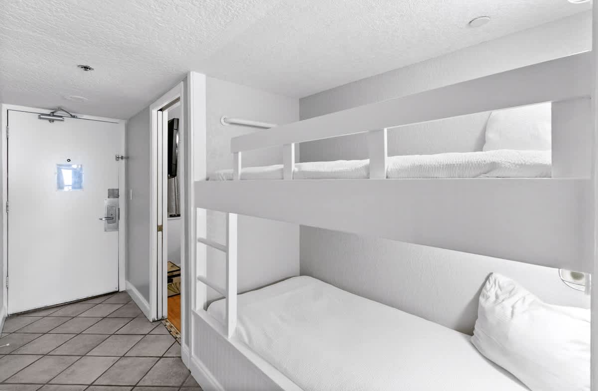 SunDestin Resort Unit 1811 | Photo 4