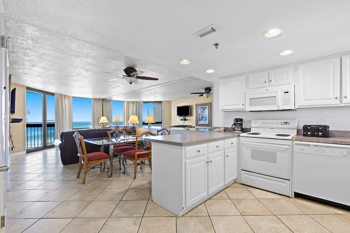 SunDestin Resort Unit 1817 4