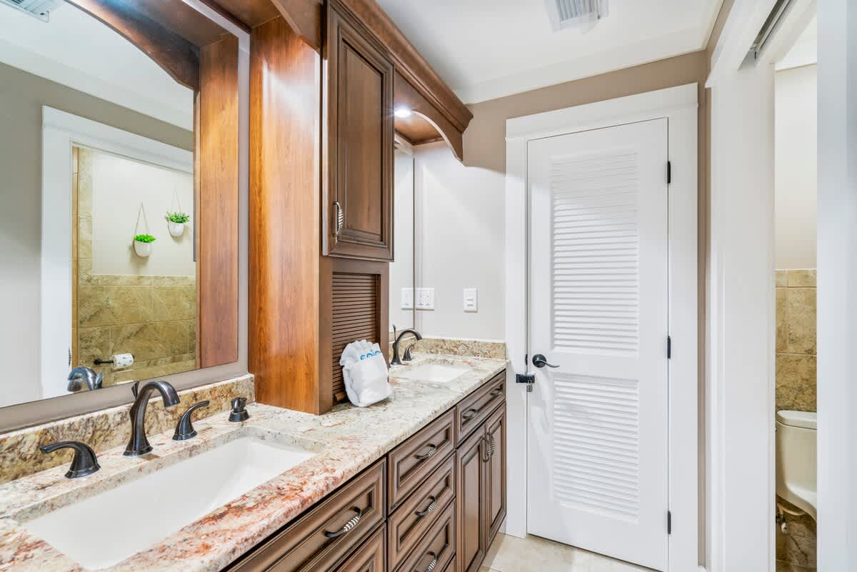 Sunkissed Oasis | Photo 26