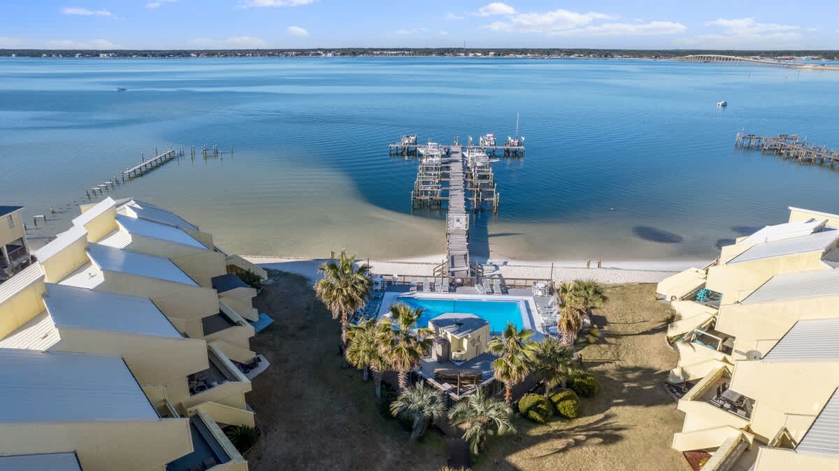 Sunkissed Oasis | Photo 49