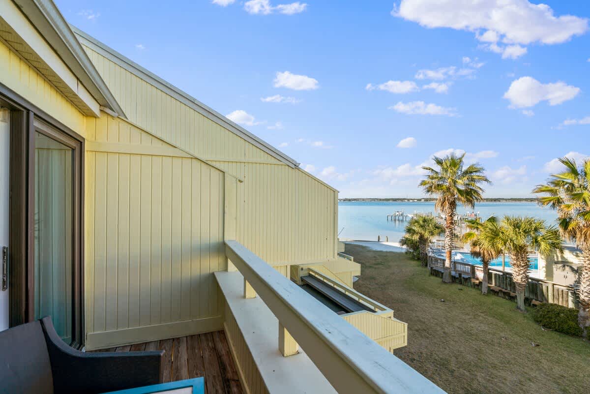 Sunkissed Oasis | Photo 29