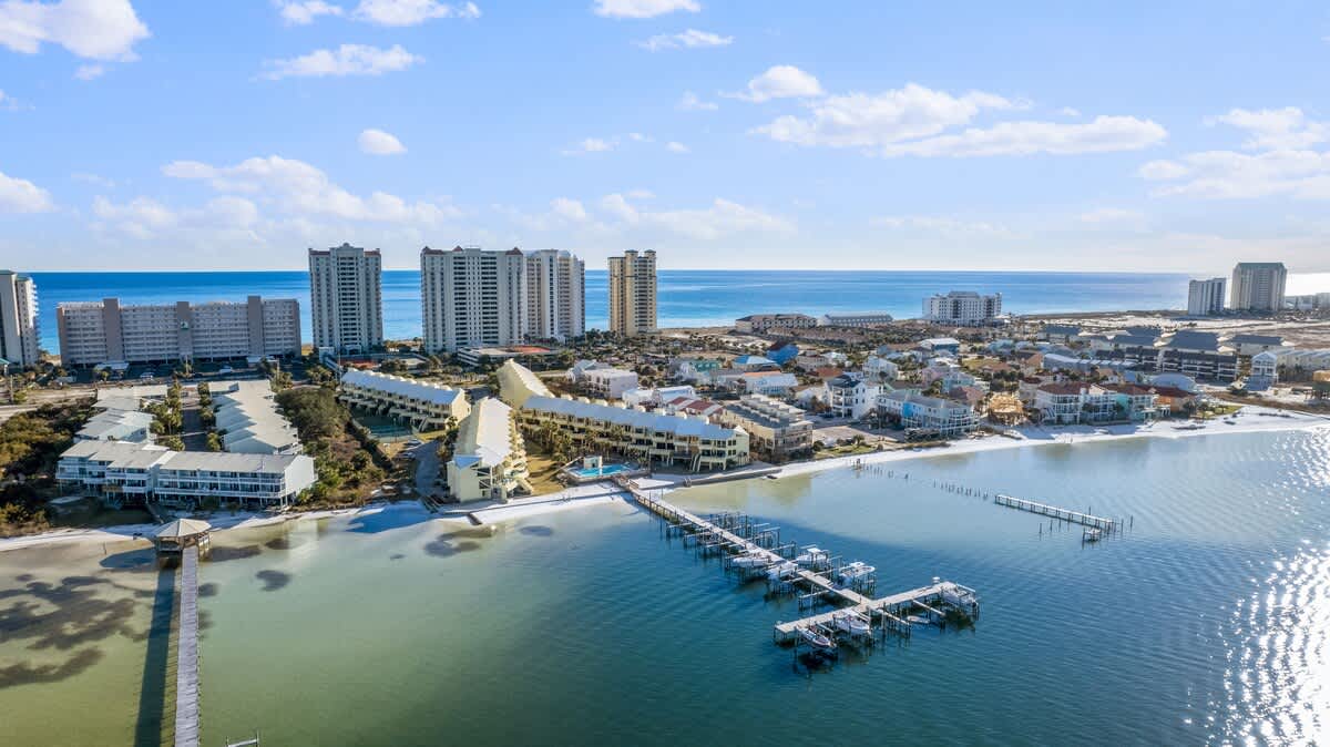 Sunkissed Oasis | Photo 54