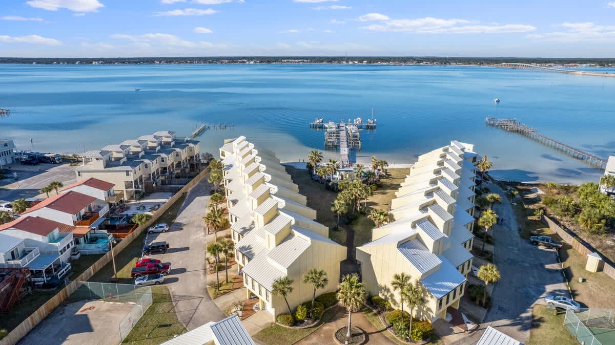 Sunkissed Oasis | Photo 48