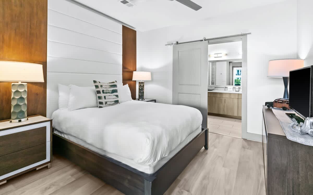 The Pointe 333 | Photo 15