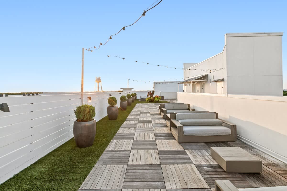 The Pointe 333 | Photo 50