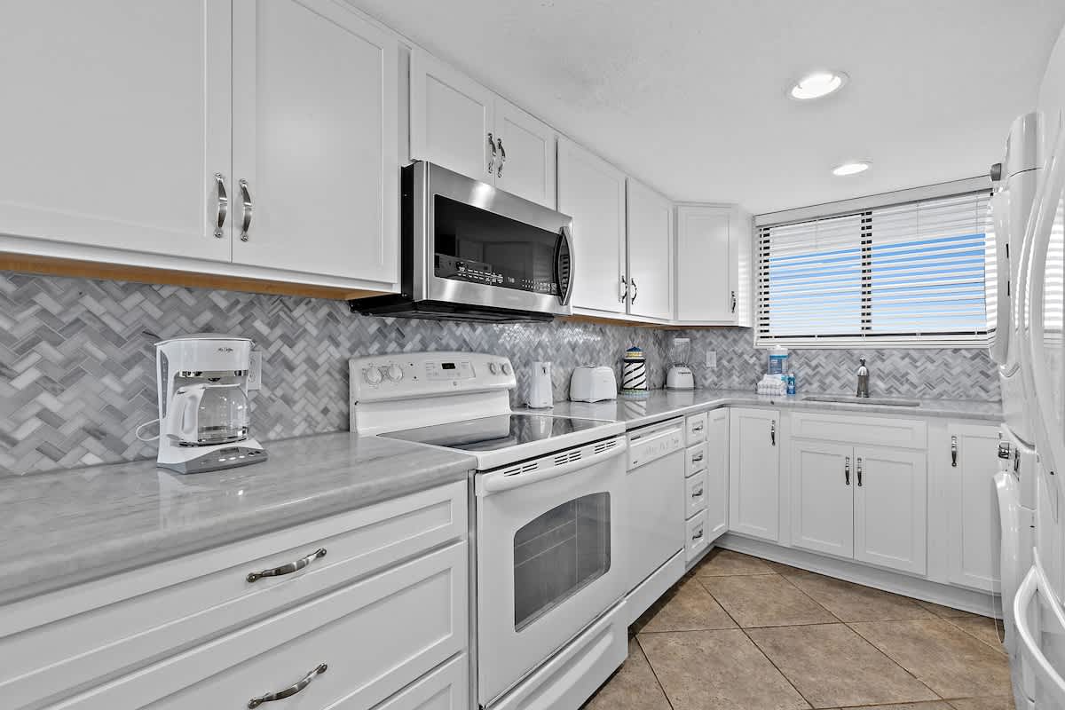 SunDestin Resort Unit 0718 | Photo 3