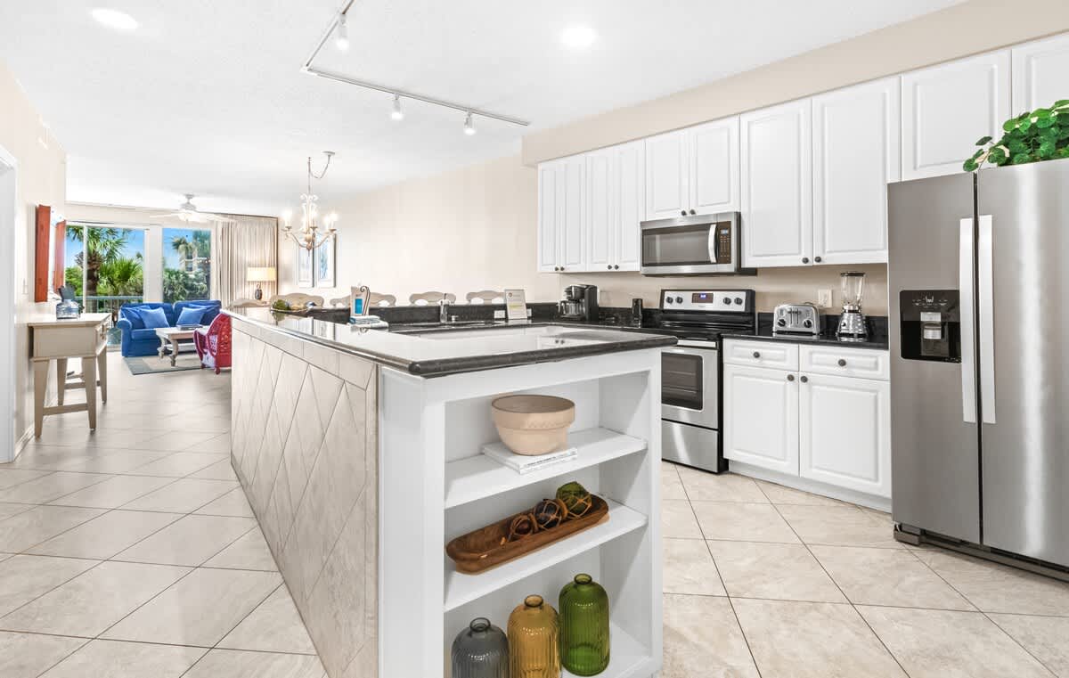 The Crescent 105 | Photo 8