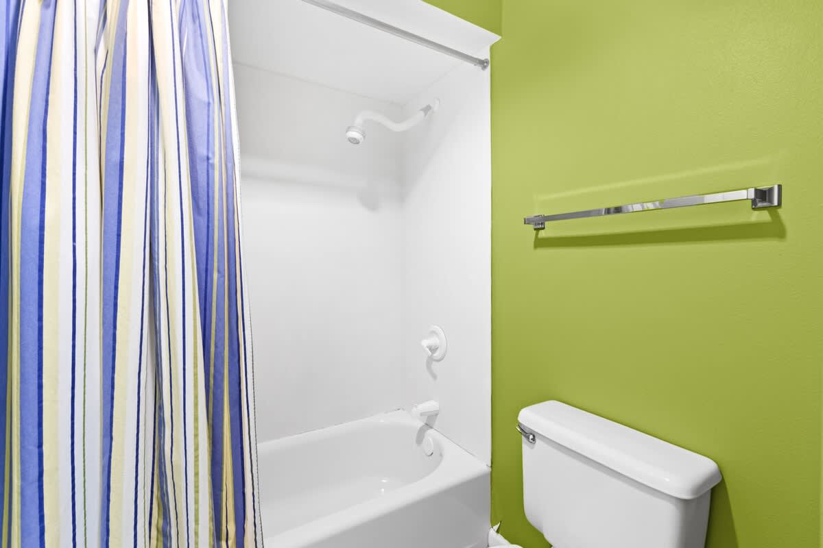 The Crescent 105 | Photo 20