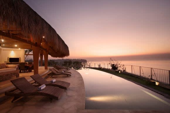 Villa Tanjung - 5 Bedroom Use — Nusa Lembongan, Bali — vacation rental