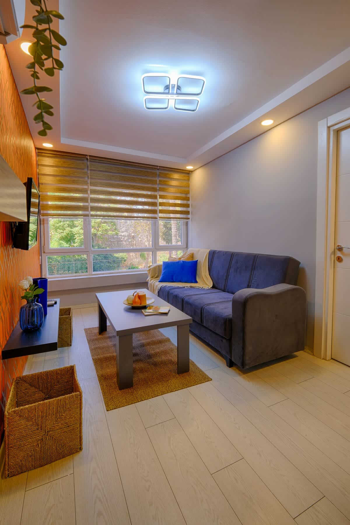 Big Cozy Apt Close to Kaleici, Old Town, Sea Shops image 2