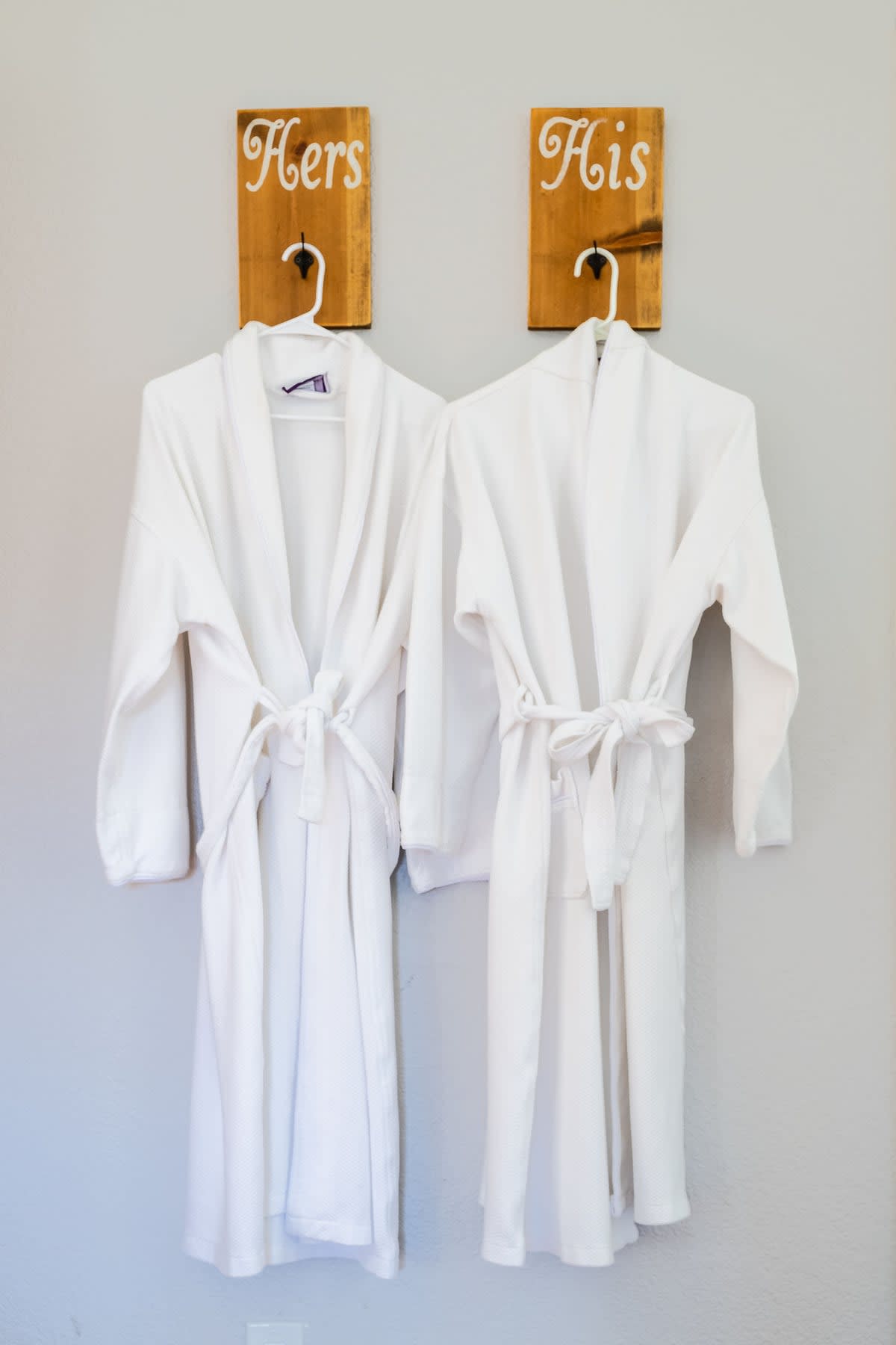 Slip into complimentary His & Hers robes for a touch of spa-like comfort—perfect after golf, wine tasting, or a long day of meetings.