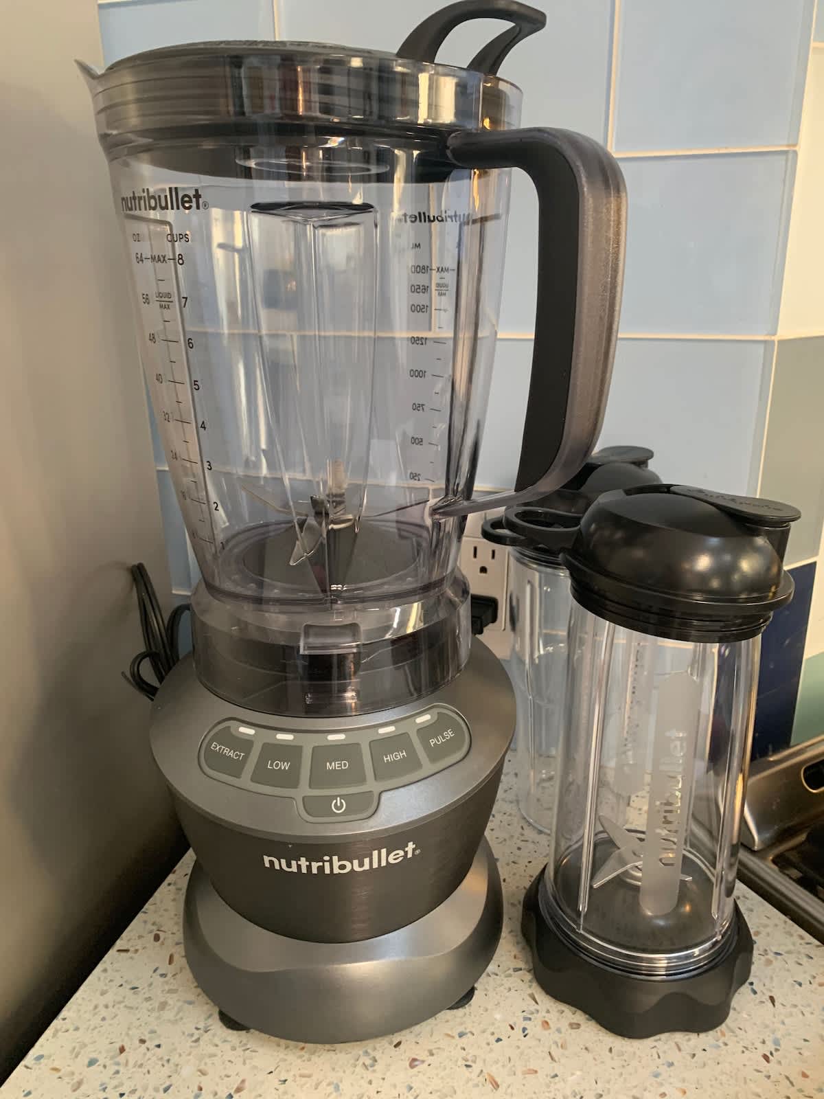 Whip up smoothies, protein shakes, or quick blends with the NutriBullet—perfect for busy professionals, health-conscious families, or foodies experimenting with fresh local produce.