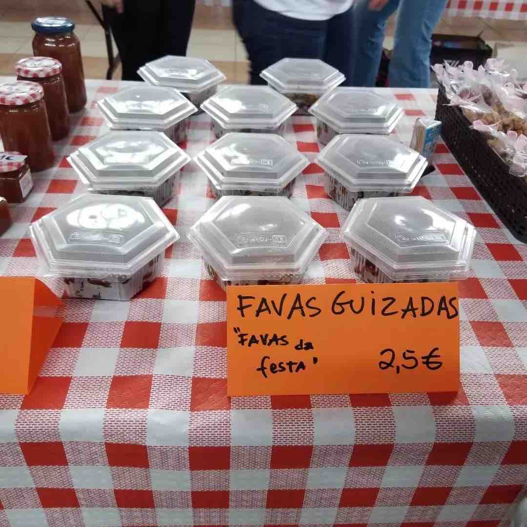 A very typical tasca food, Favas! They are good and cheap.