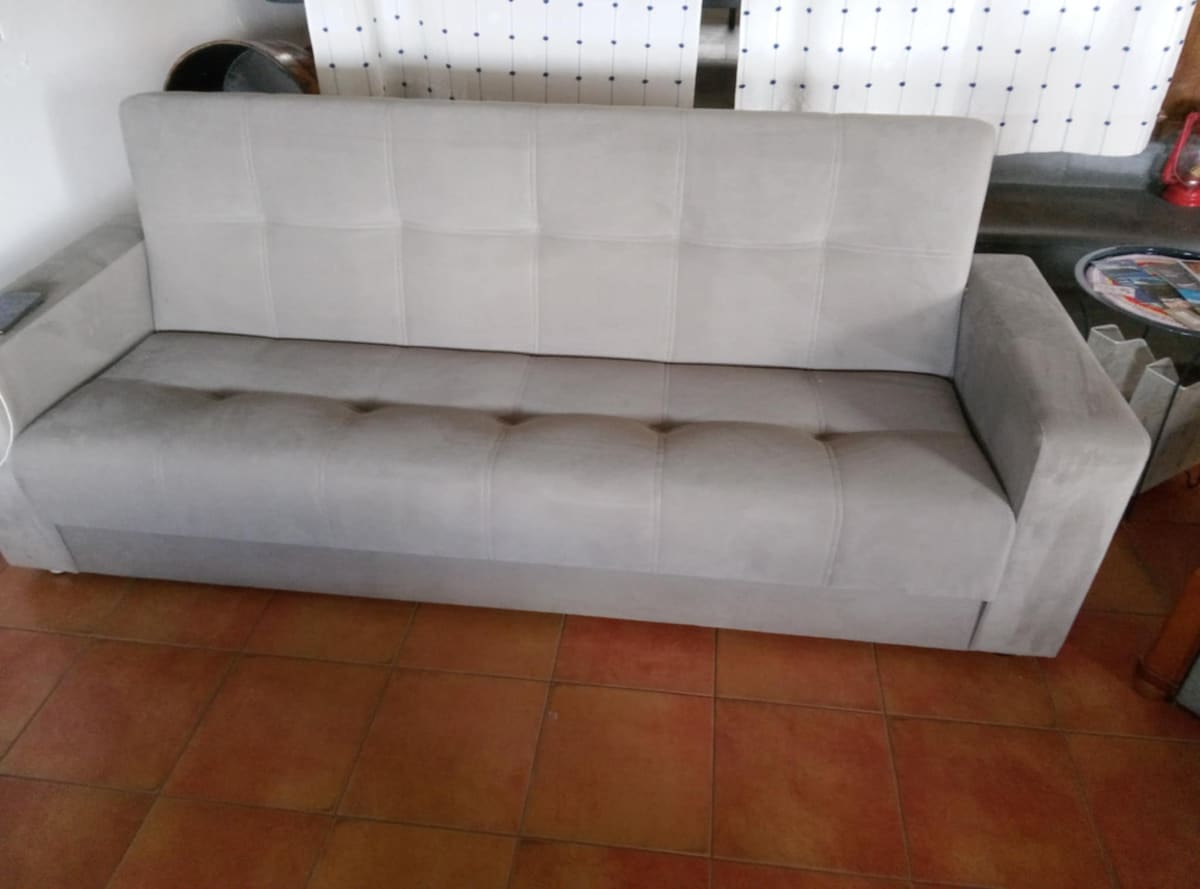 New Sofa Bed 2025! Sleeps 2. 