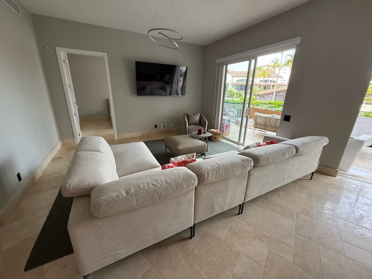 Luxury 4BR + Service Room Resort Condo | Pool, Beach & Lake...