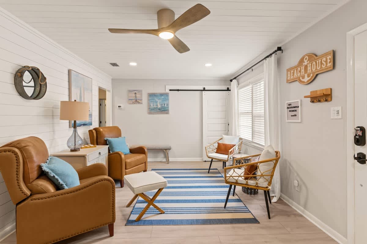 Anchors Away - Pool!