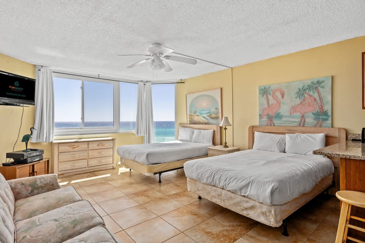 Top Of The Gulf 621 - Beach Front Studio — Panama City Beach, FL — vacation rental
