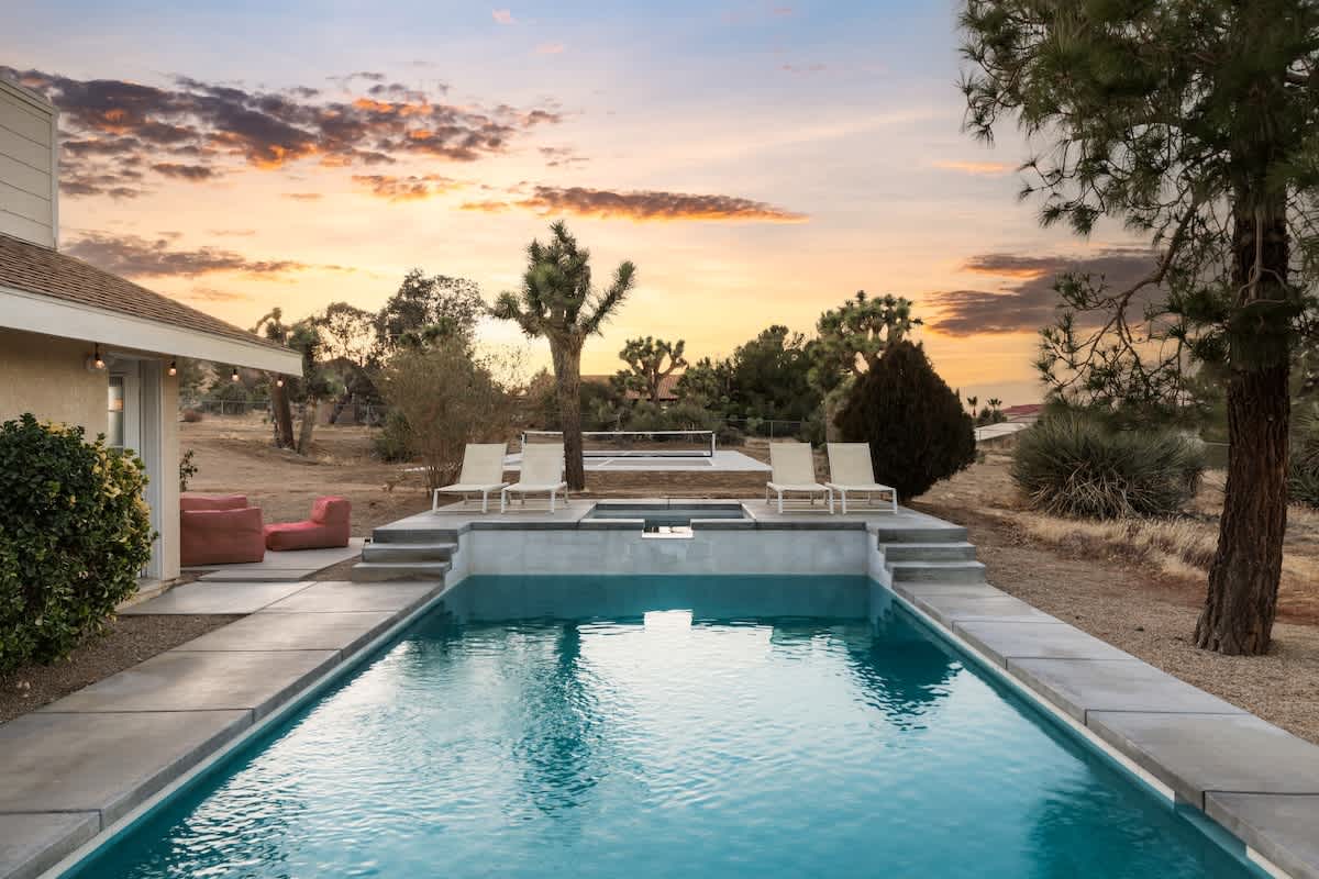 Mojave Moon- Group Retreat