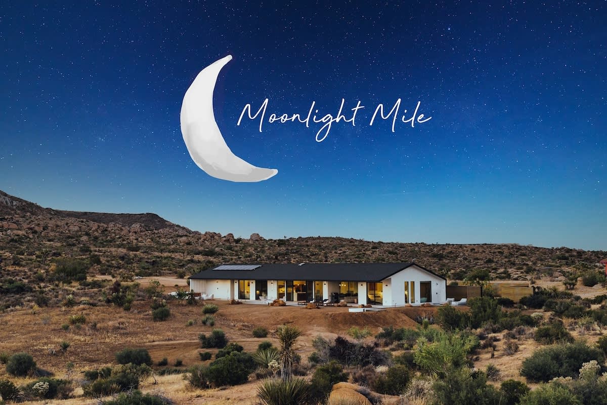 Boulder View – Moonlight Mile