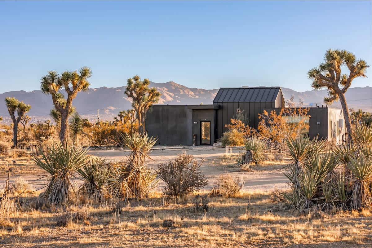 5-Acre Retreat with Pool, Hot Tub, Bar & More